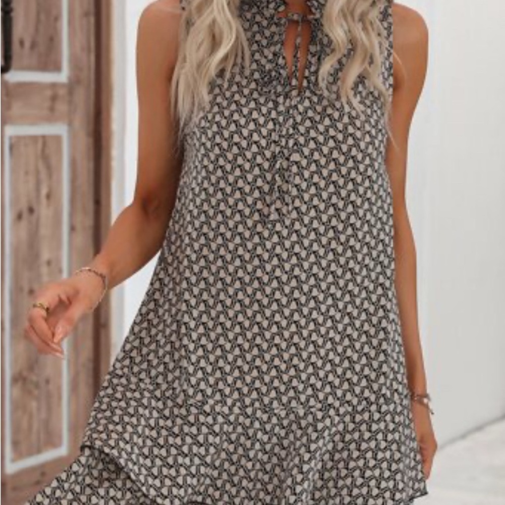 Print Tie Neck Ruffle Hem Smock Layered Dress Size Large